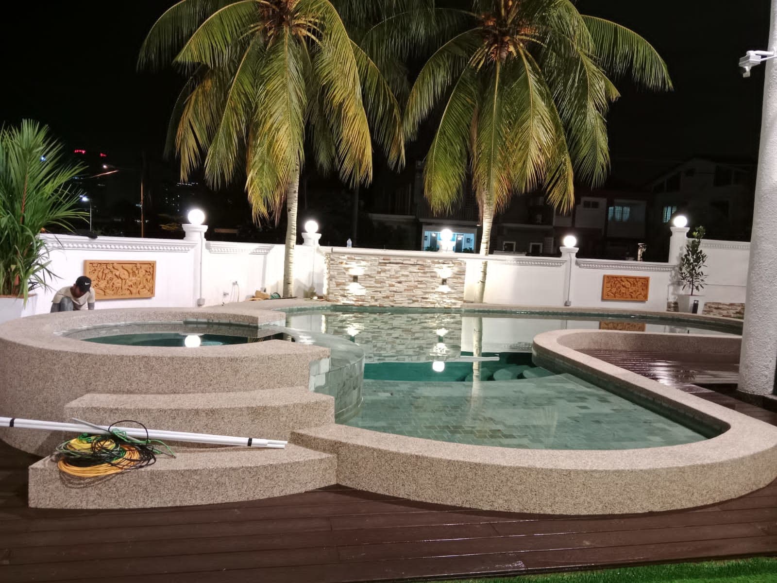 Pergola over Wood Decking for Shaded Outdoor Living